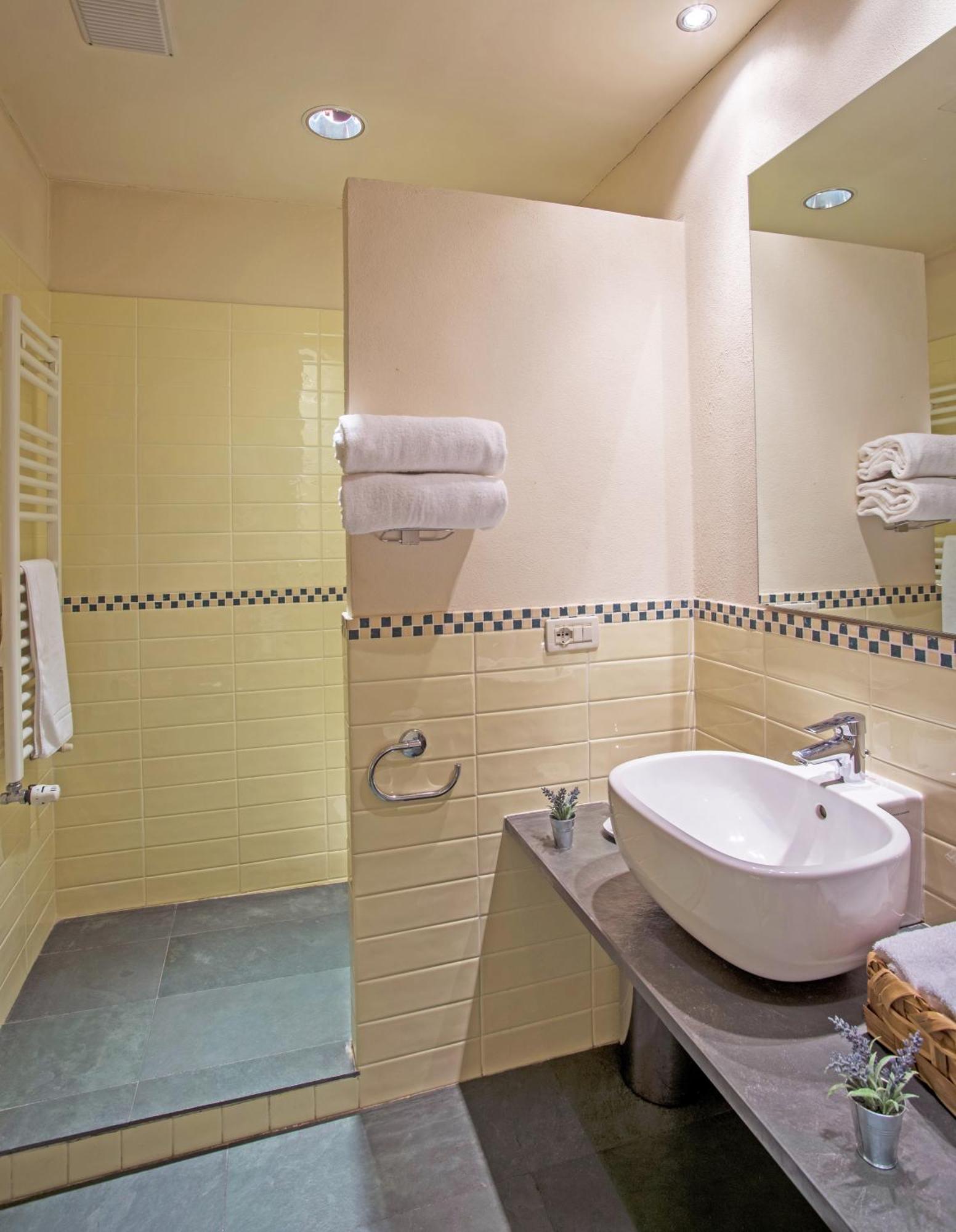Hotel Antico Podere Propano Saluzzo Kültér fotó