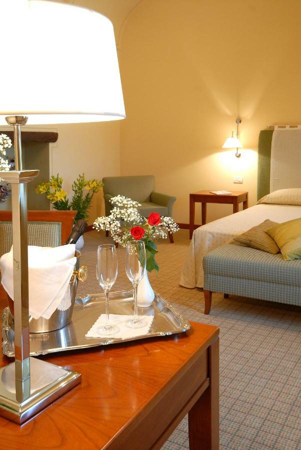Hotel Antico Podere Propano Saluzzo Kültér fotó